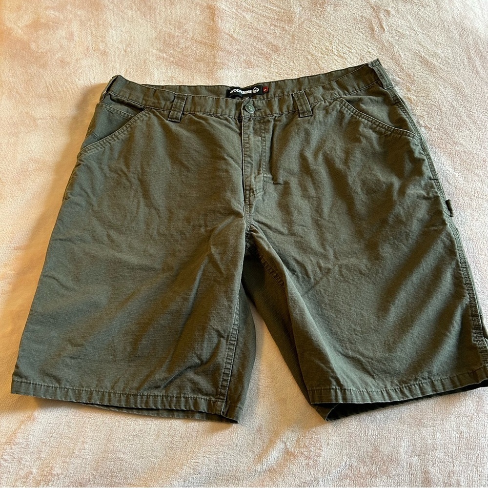 Wolverine ripstop utility shorts size 40 grayish brown color workwear